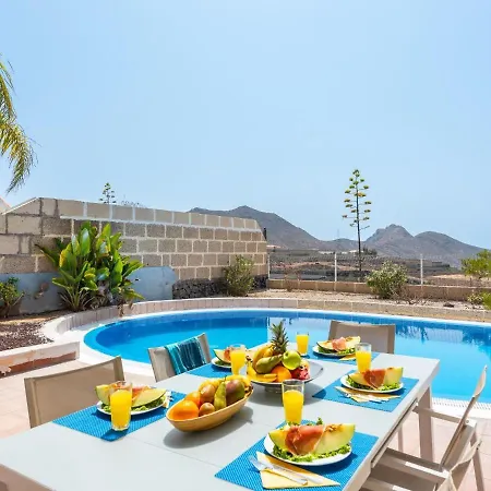8 With Pool And Terrace Βίλα *