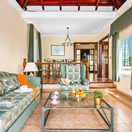 8 With Pool And Terrace Βίλα *