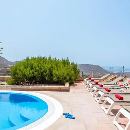 8 With Pool And Terrace Βίλα Chayofa